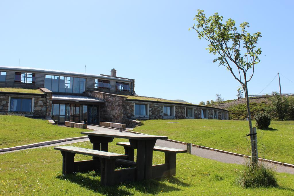 Hotel Killary Adventure Centre Leenaun Exterior foto